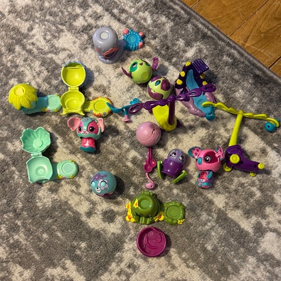 Zoobles Mixed Lot - Picture 1 of 2